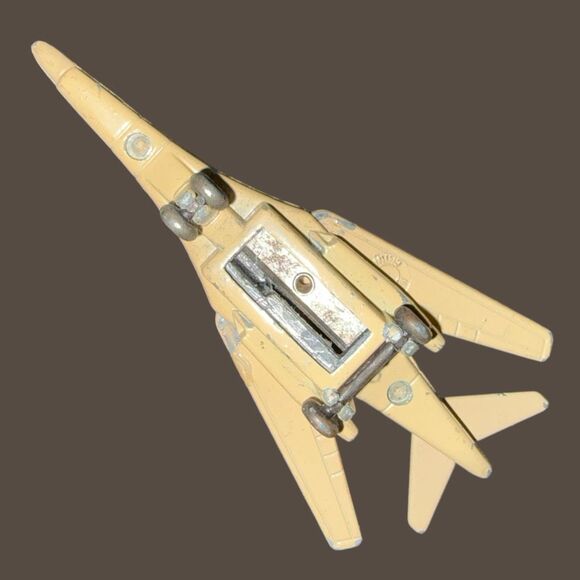 Diecast Fighter Jet Desert Storm Colored Pencil Sharpner A31 - Picture 2 of 10